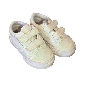 VANS Old Skool V Sneaker GLITTER WHITE SIZE 4 toddler